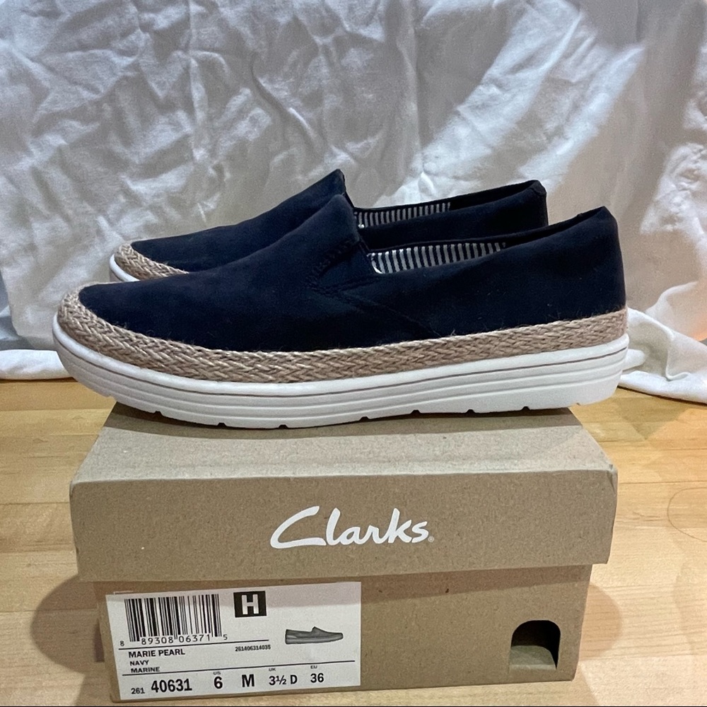 Clarks Marie Pearl sude sneaker outsole pumps